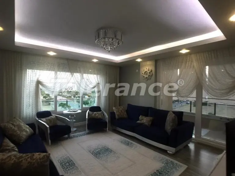 Apartment in Konyaalti, Antalya - buy realty in Turkey - 35479