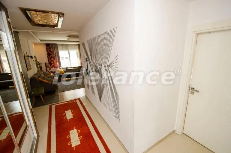 Apartment in Konyaalti, Antalya pool - buy realty in Turkey - 35556