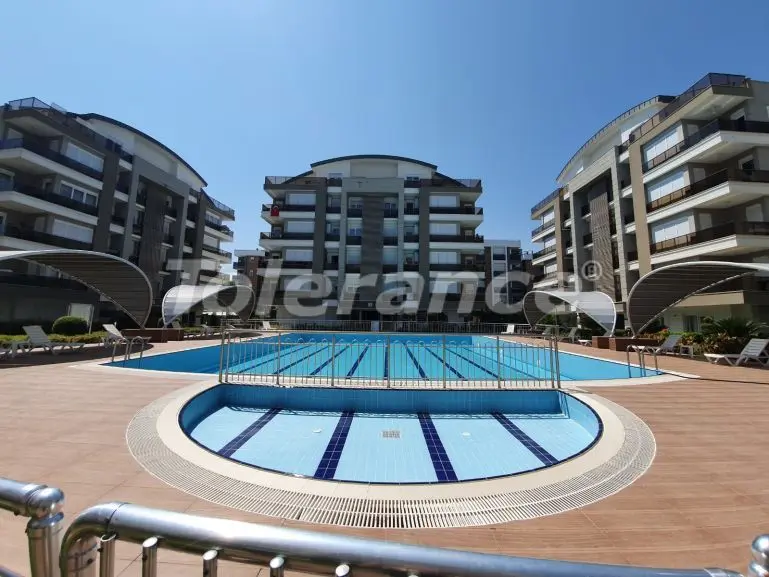Apartment in Konyaalti, Antalya pool - buy realty in Turkey - 36322