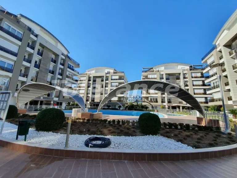 Apartment in Konyaalti, Antalya pool - buy realty in Turkey - 36323