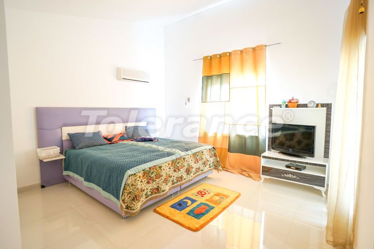 Apartment in Konyaalti, Antalya pool - buy realty in Turkey - 41236