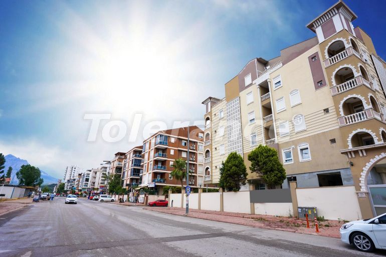 Apartment in Konyaalti, Antalya pool - buy realty in Turkey - 41258