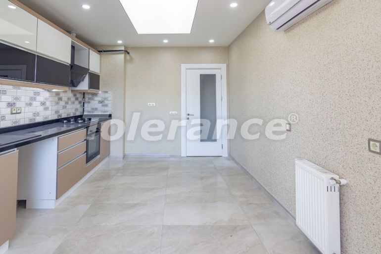 Apartment in Konyaalti, Antalya - buy realty in Turkey - 42149