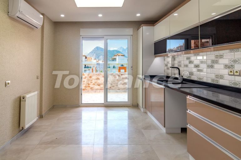 Apartment in Konyaalti, Antalya - buy realty in Turkey - 42153