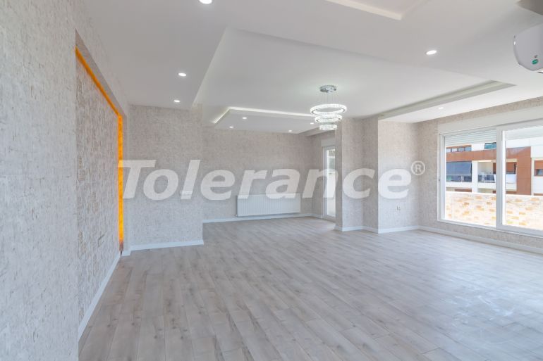 Apartment in Konyaalti, Antalya - buy realty in Turkey - 42154