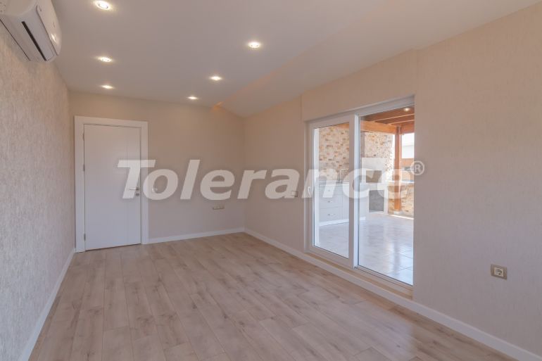 Apartment in Konyaalti, Antalya - buy realty in Turkey - 42171