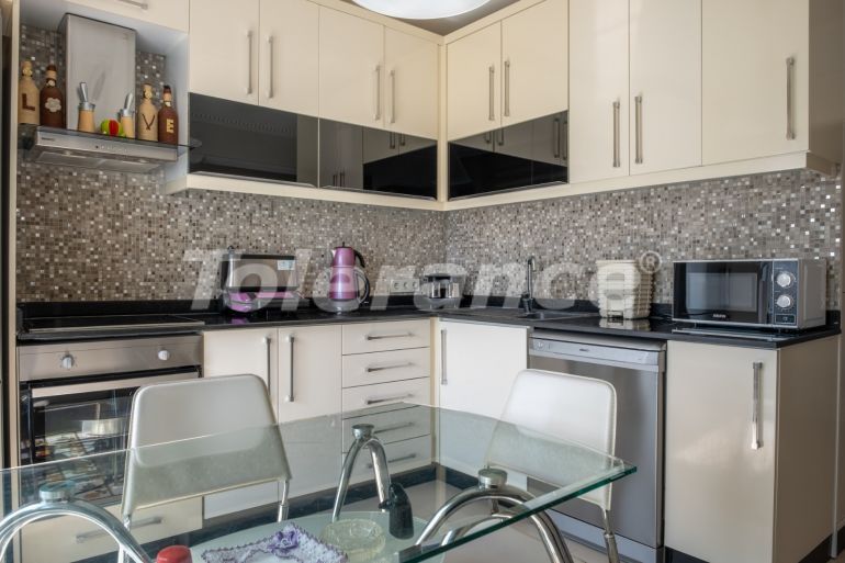 Apartment in Konyaalti, Antalya pool - buy realty in Turkey - 42585