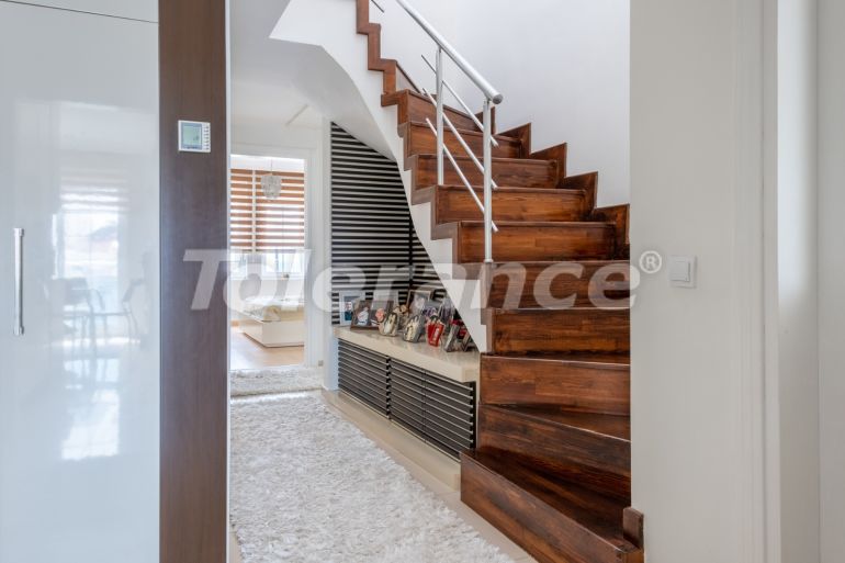 Apartment in Konyaalti, Antalya pool - buy realty in Turkey - 42597