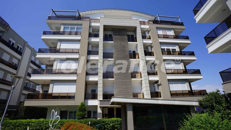 Apartment in Konyaalti, Antalya pool - buy realty in Turkey - 44394