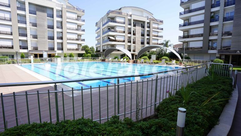 Apartment in Konyaalti, Antalya pool - buy realty in Turkey - 44398
