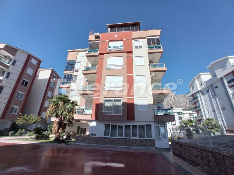 Apartment in Konyaalti, Antalya pool - buy realty in Turkey - 44485