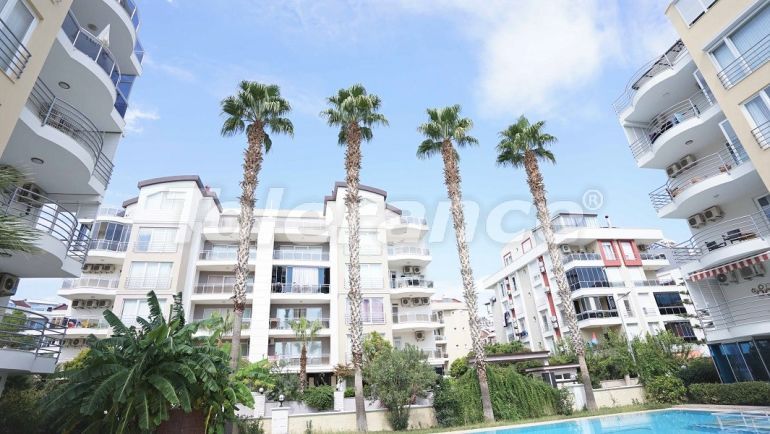 Apartment in Konyaalti, Antalya with pool - buy realty in Turkey - 44947