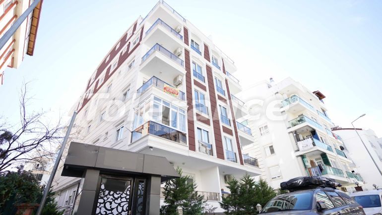 Apartment in Konyaalti, Antalya with pool - buy realty in Turkey - 46412