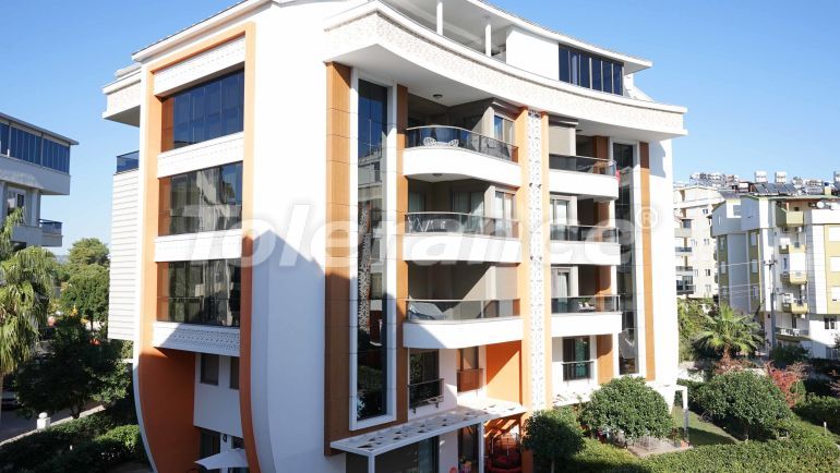 Apartment in Konyaalti, Antalya pool - buy realty in Turkey - 46566