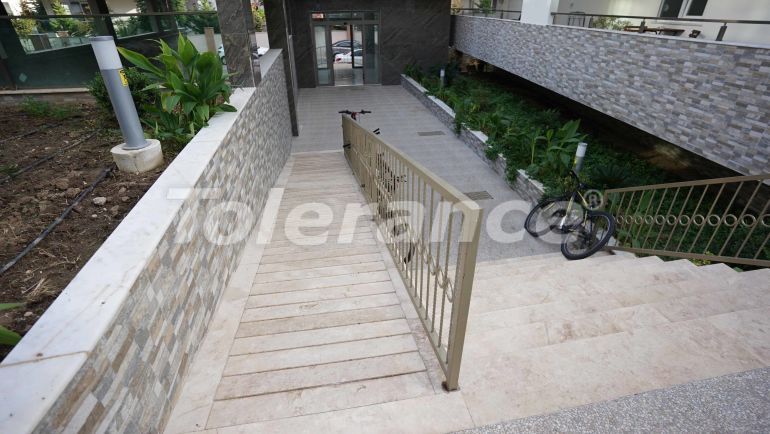 Apartment in Konyaalti, Antalya pool - buy realty in Turkey - 46642