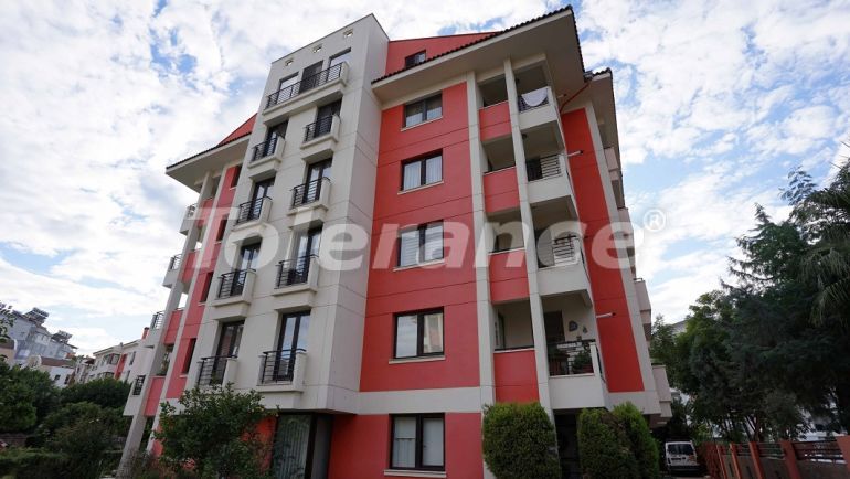 Apartment in Konyaalti, Antalya pool - buy realty in Turkey - 47229