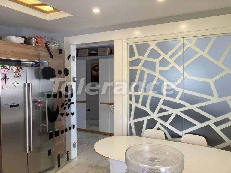 آپارتمان که در کونیاآلتی, آنتالیا استخر - خرید ملک در ترکیه - 48580