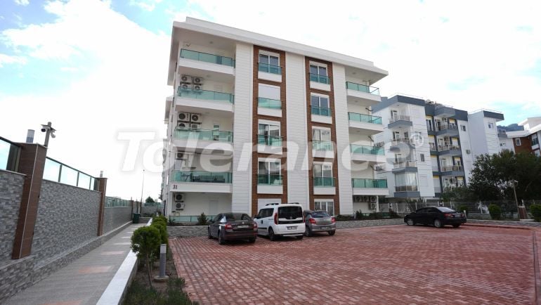 Apartment in Konyaalti, Antalya with pool - buy realty in Turkey - 49771