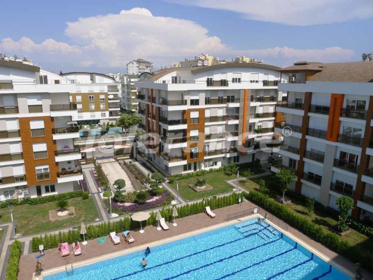 Apartment in Konyaalti, Antalya with pool - buy realty in Turkey - 50217