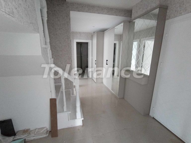 Apartment in Konyaalti, Antalya with pool - buy realty in Turkey - 52153