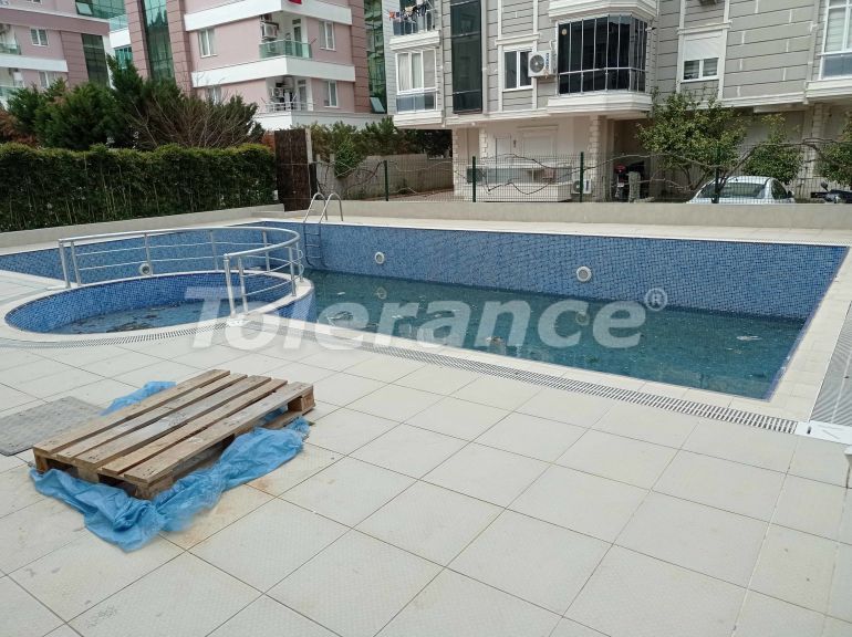 Apartment in Konyaalti, Antalya with pool - buy realty in Turkey - 52163