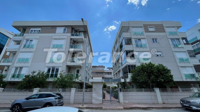 Apartment in Konyaalti, Antalya with pool - buy realty in Turkey - 53872