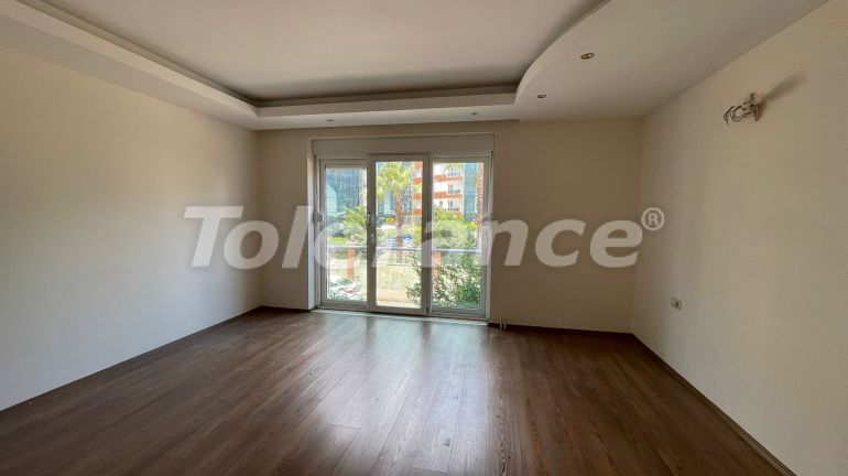 Apartment in Konyaalti, Antalya with pool - buy realty in Turkey - 53874