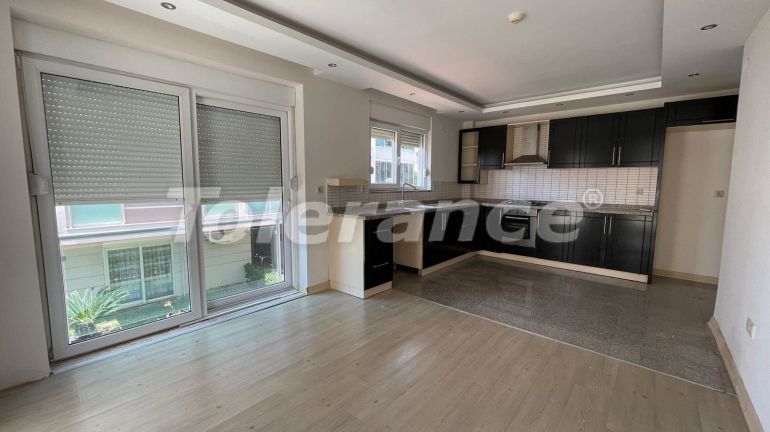 Apartment in Konyaalti, Antalya with pool - buy realty in Turkey - 53890