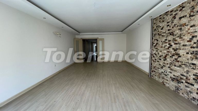 Apartment in Konyaalti, Antalya with pool - buy realty in Turkey - 53898