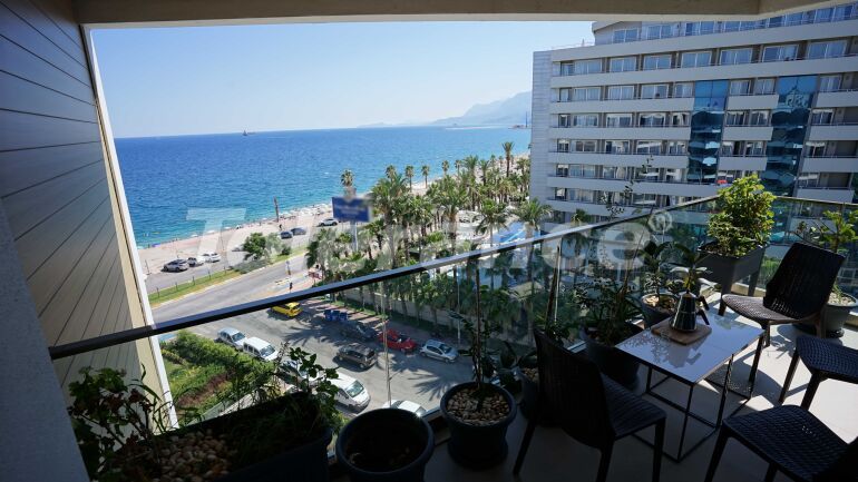 Apartment in Konyaalti, Antalya with sea view with pool - buy realty in Turkey - 56563