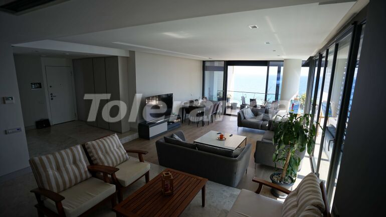 Apartment in Konyaalti, Antalya with sea view with pool - buy realty in Turkey - 56567