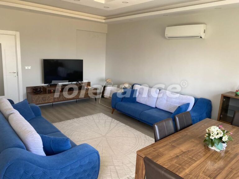 Apartment in Konyaalti, Antalya - buy realty in Turkey - 57580