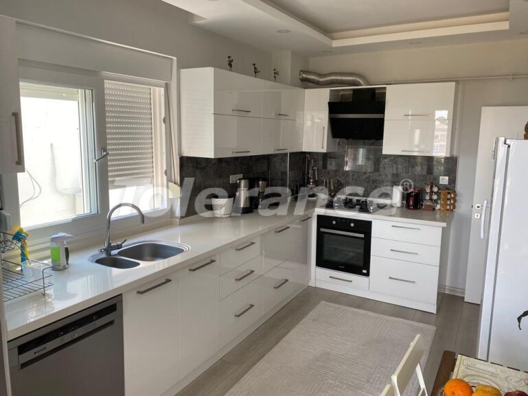 Apartment in Konyaalti, Antalya - buy realty in Turkey - 57591