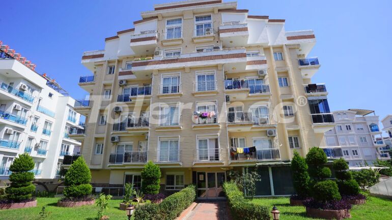 Apartment in Konyaalti, Antalya with pool - buy realty in Turkey - 58278