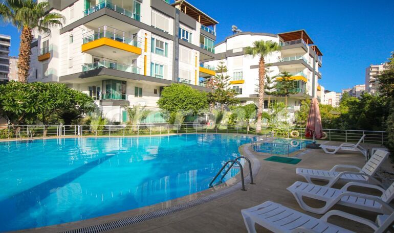 Apartment in Konyaalti, Antalya with pool - buy realty in Turkey - 59109