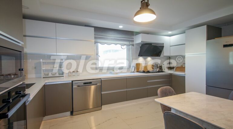 آپارتمان که در کونیاآلتی, آنتالیا استخر - 59182 آپارتمان که در کونیاآلتی, آنتالیا استخر - خرید ملک در ترکیه - 59182