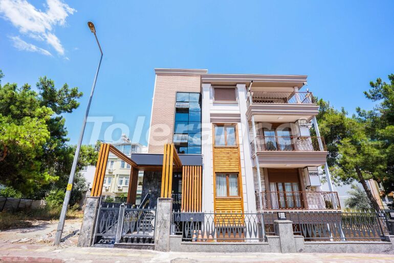 Apartment in Konyaaltı, Antalya - buy realty in Turkey - 59904