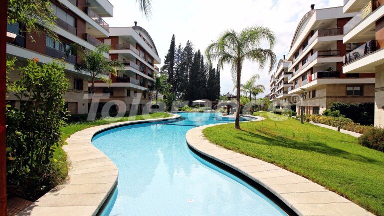 Apartment in Konyaalti, Antalya with pool - buy realty in Turkey - 60426