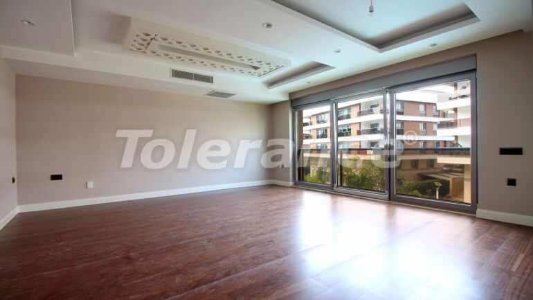 Apartment in Konyaalti, Antalya with pool - buy realty in Turkey - 60431
