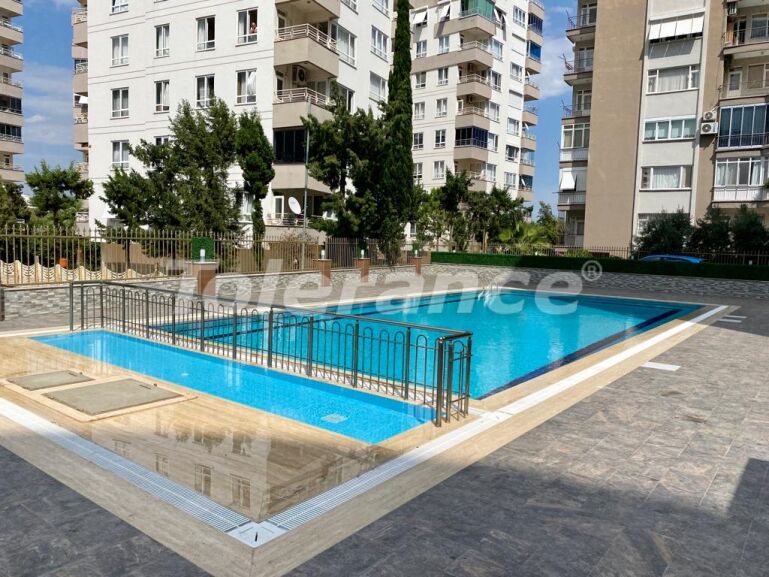 Apartment in Konyaalti, Antalya with pool - buy realty in Turkey - 62515
