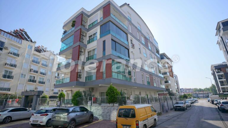 Appartement van de ontwikkelaar in Konyaaltı, Antalya zwembad - onroerend goed kopen in Turkije - 63334