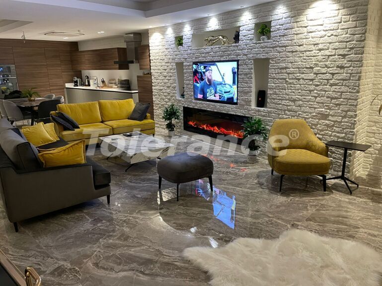 Apartment in Konyaaltı, Antalya with sea view with pool - buy realty in Turkey - 64150