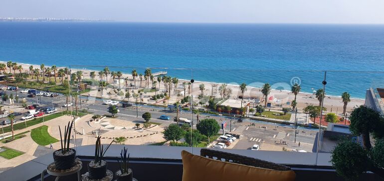 Apartment in Konyaaltı, Antalya with sea view with pool - buy realty in Turkey - 64169