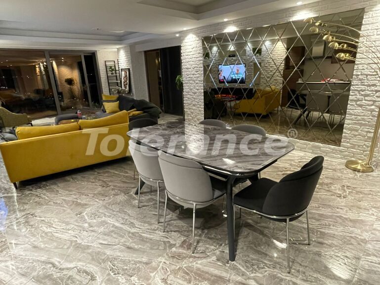 Apartment in Konyaaltı, Antalya with sea view with pool - buy realty in Turkey - 64178