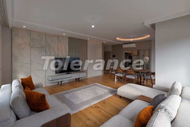 Apartment in Konyaaltı, Antalya with pool - buy realty in Turkey - 66821