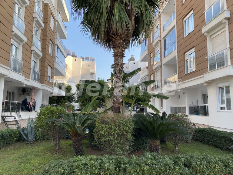 Apartment in Konyaalti, Antalya with pool - buy realty in Turkey - 67713