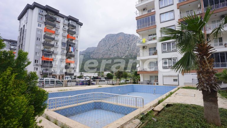 Apartment in Konyaaltı, Antalya with pool - buy realty in Turkey - 80093