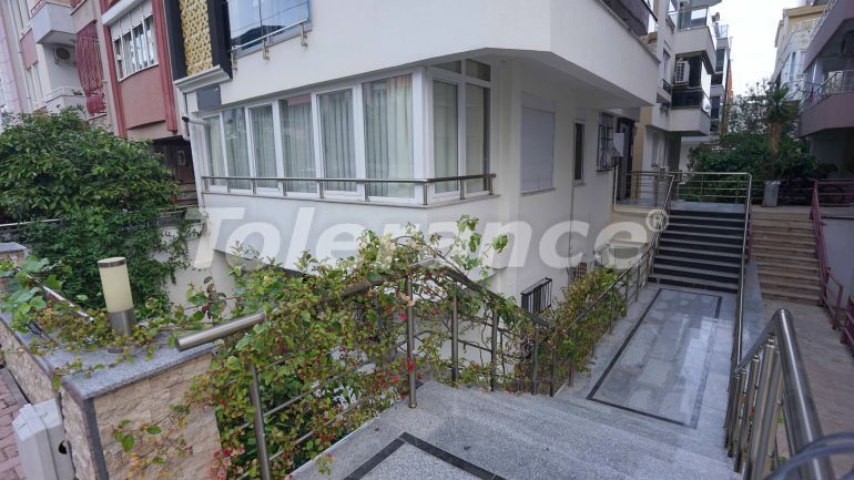 Apartment in Konyaalti, Antalya - buy realty in Turkey - 80194