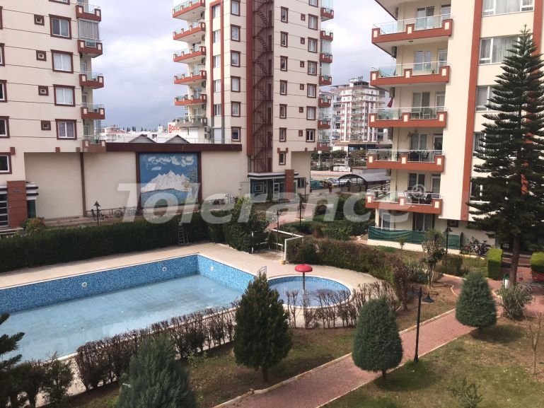 Apartment in Konyaaltı, Antalya with pool - buy realty in Turkey - 82708