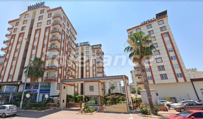 Apartment in Konyaaltı, Antalya with pool - buy realty in Turkey - 82732